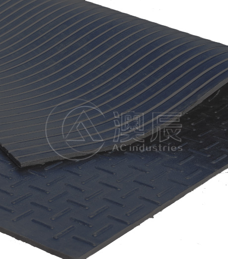 ACM03004 T-line Cow&Horse Mat