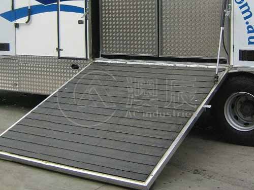 Trailer Rubber Mat Solution