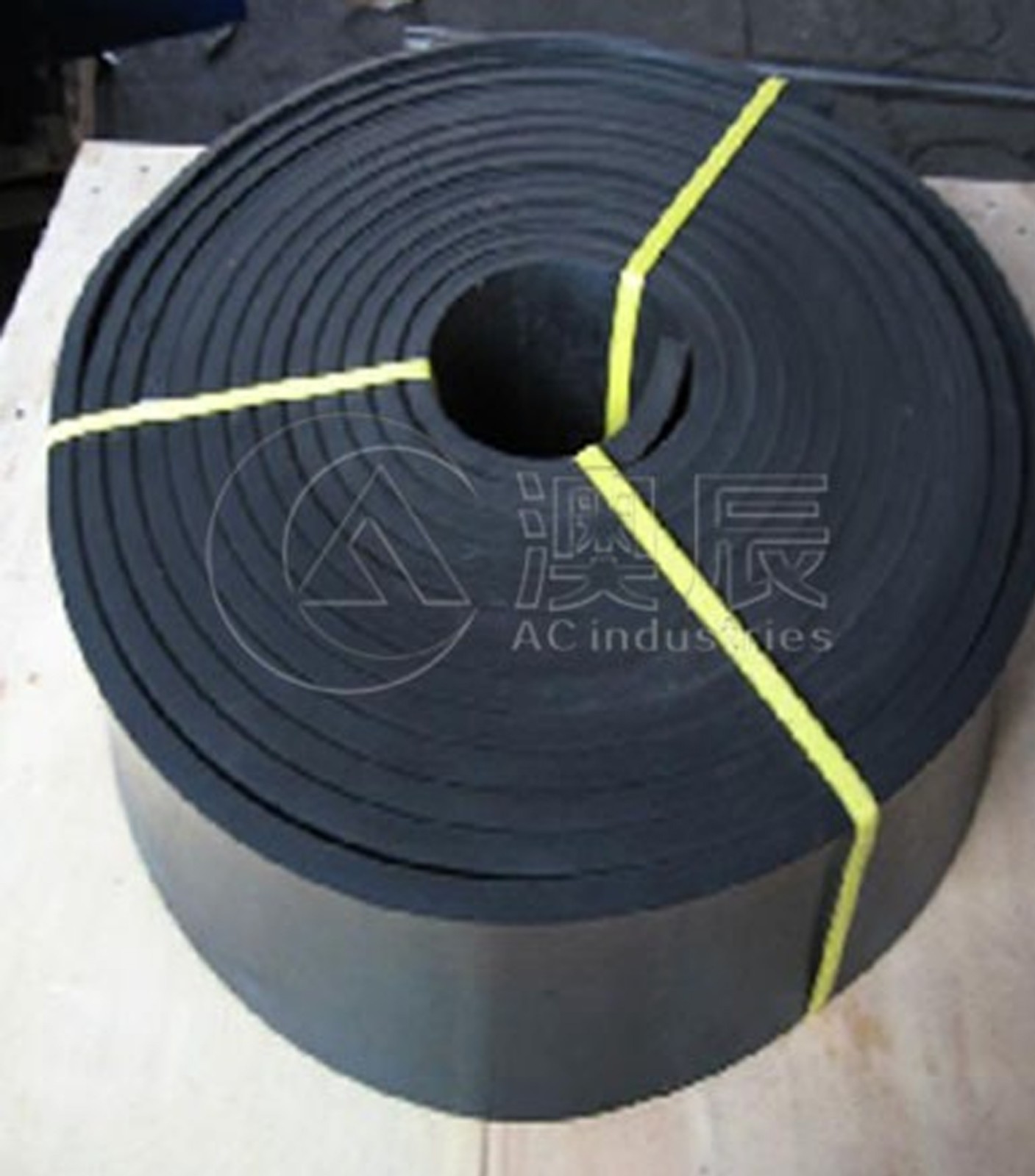 ACS01017 Skirt Board Rubber