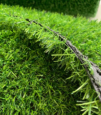 Natural landscaped artificial grass - Recreate the beauty of nature at your fingertips